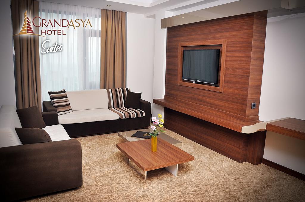 แกรนด์ อาเซีย โฮเต็ล Hotel บานเดียร์มา ภายนอก รูปภาพ