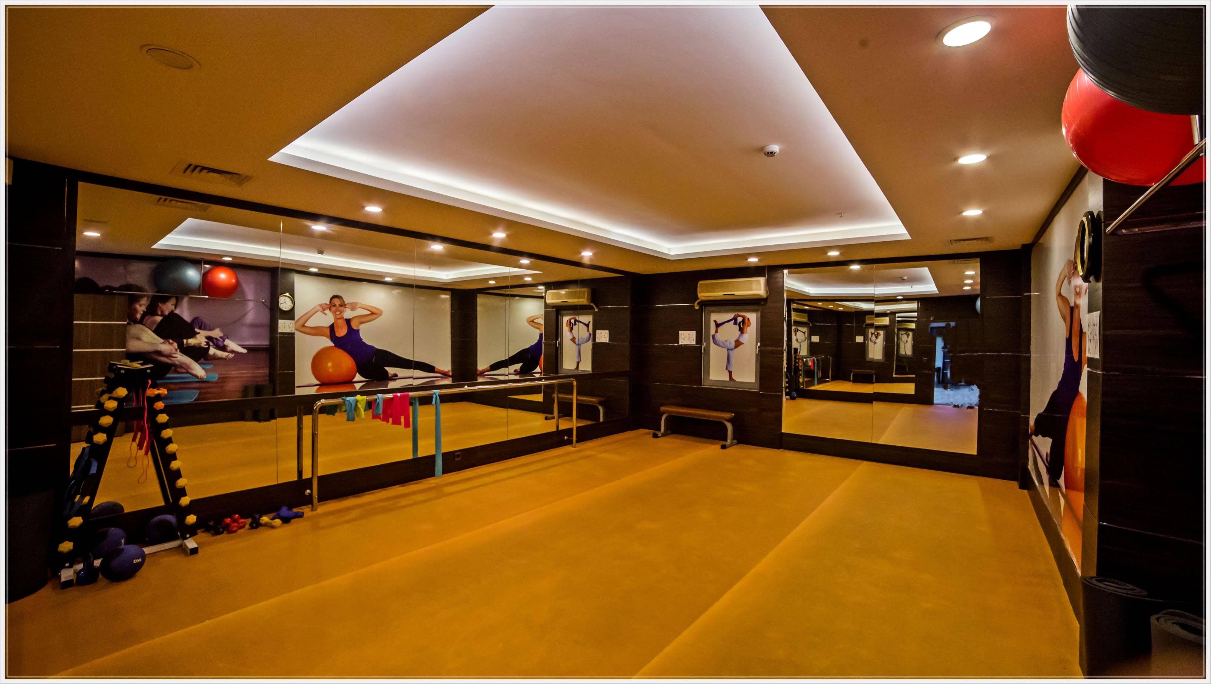 แกรนด์ อาเซีย โฮเต็ล Hotel บานเดียร์มา ภายนอก รูปภาพ
